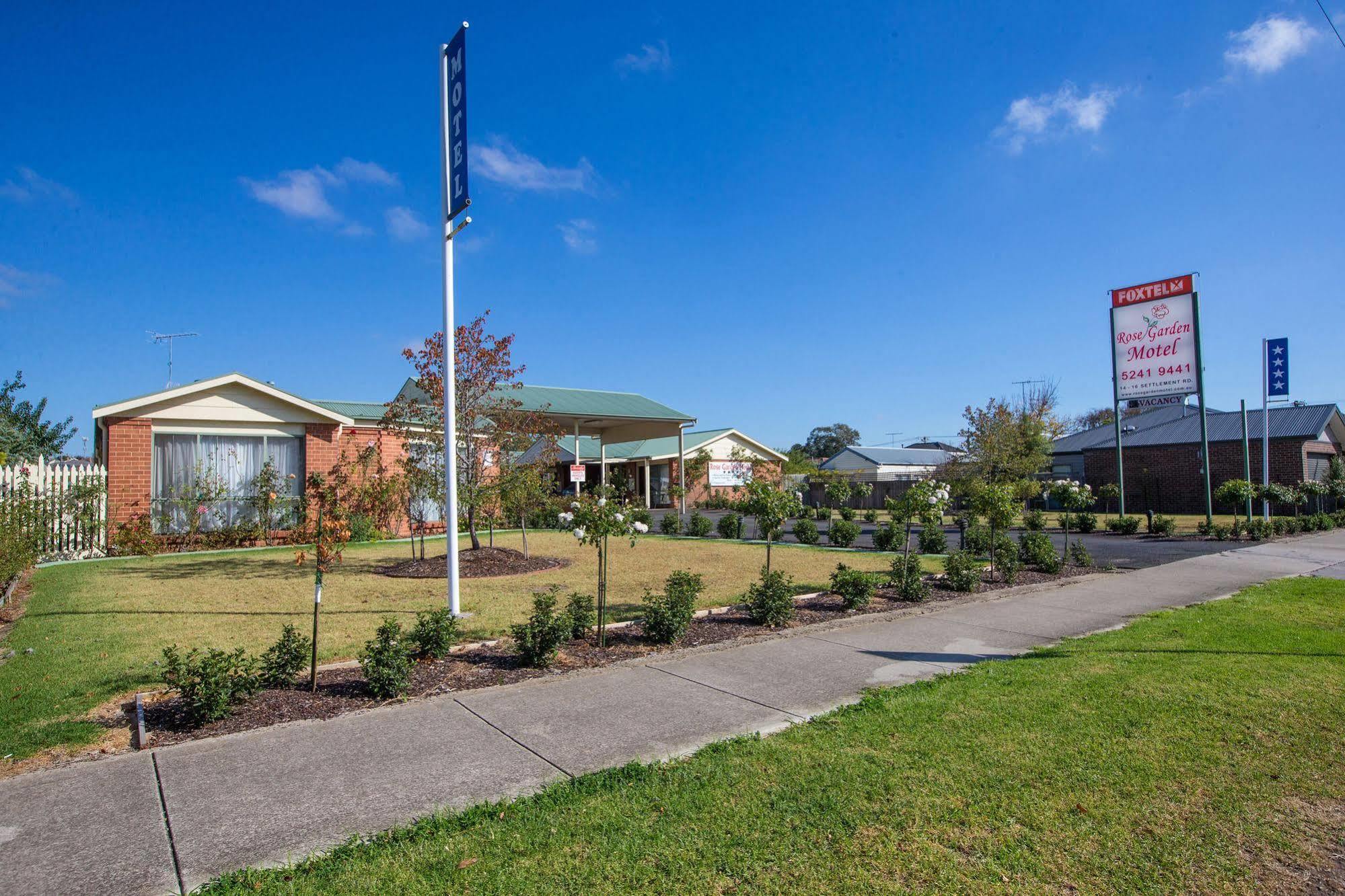 Rose Garden Motel Geelong Bagian luar foto
